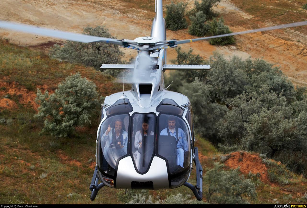 частный вертолет EC 130 B4